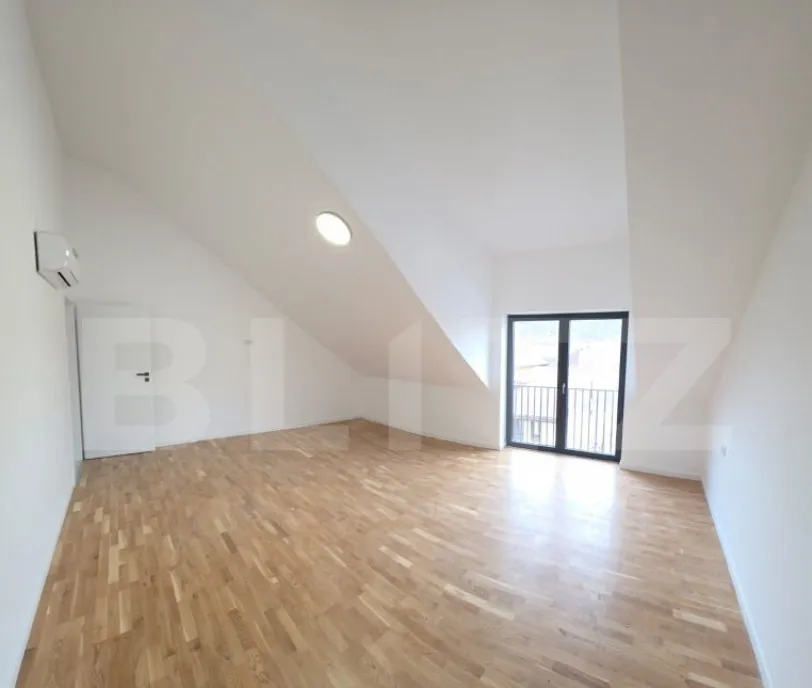 Apartament de 4 camere 107mp utili ultracentral Bulevardu