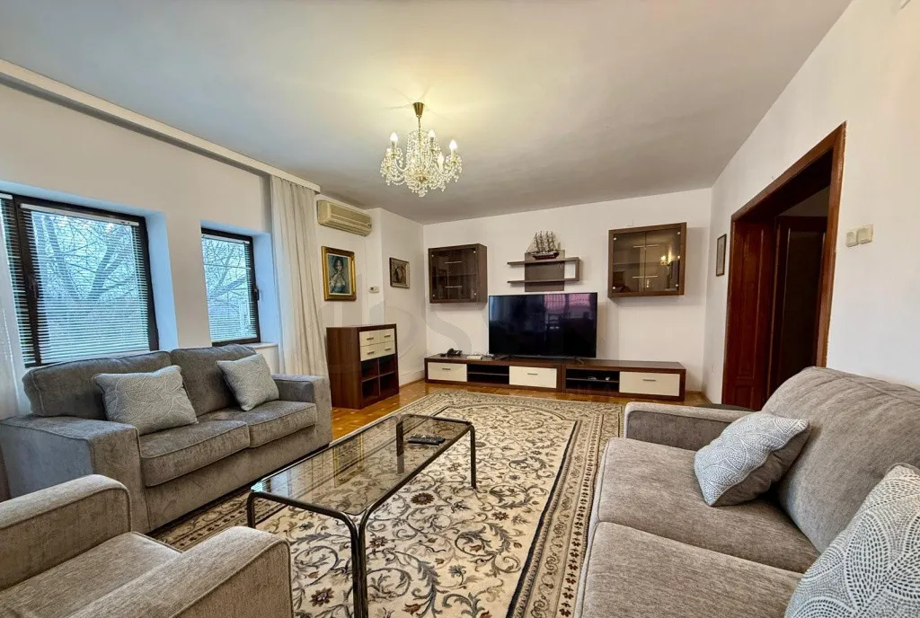 Apartament in vila Baneasa