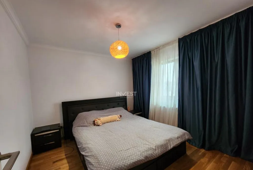 Apartament 2 camere decomandat etajul 1 suprafata 75 mp