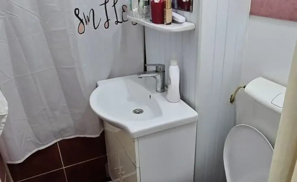 Vand apartamente 2 camere URGENT