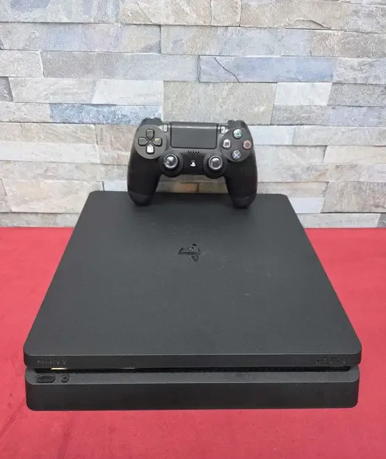 Sony PlayStation 4 Slim