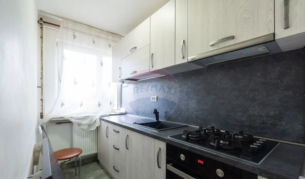 Apartament de vanzare 2 camere Cartier Craiovei Pit
