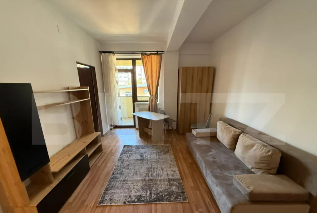 Apartament 2 camere semidecomandat - zona Iulius Mall /