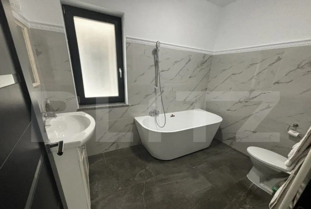 Inchiriere apartament cu 2 camere 74 mp zona Piata de Vech
