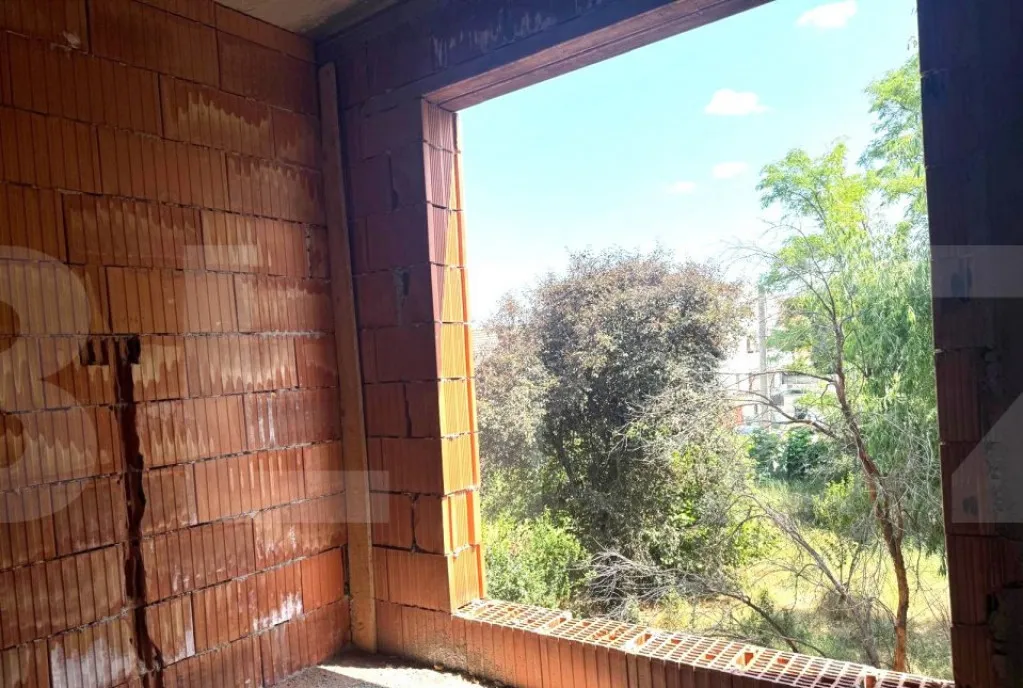 Titlu Apartament 2 Camere Decomandat Terasa 27 mp
