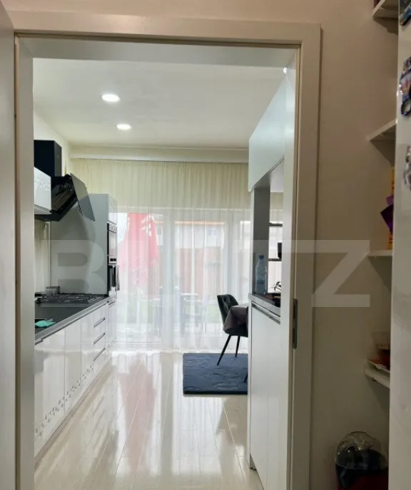 Casa cu 4 camere zona Sanpetru