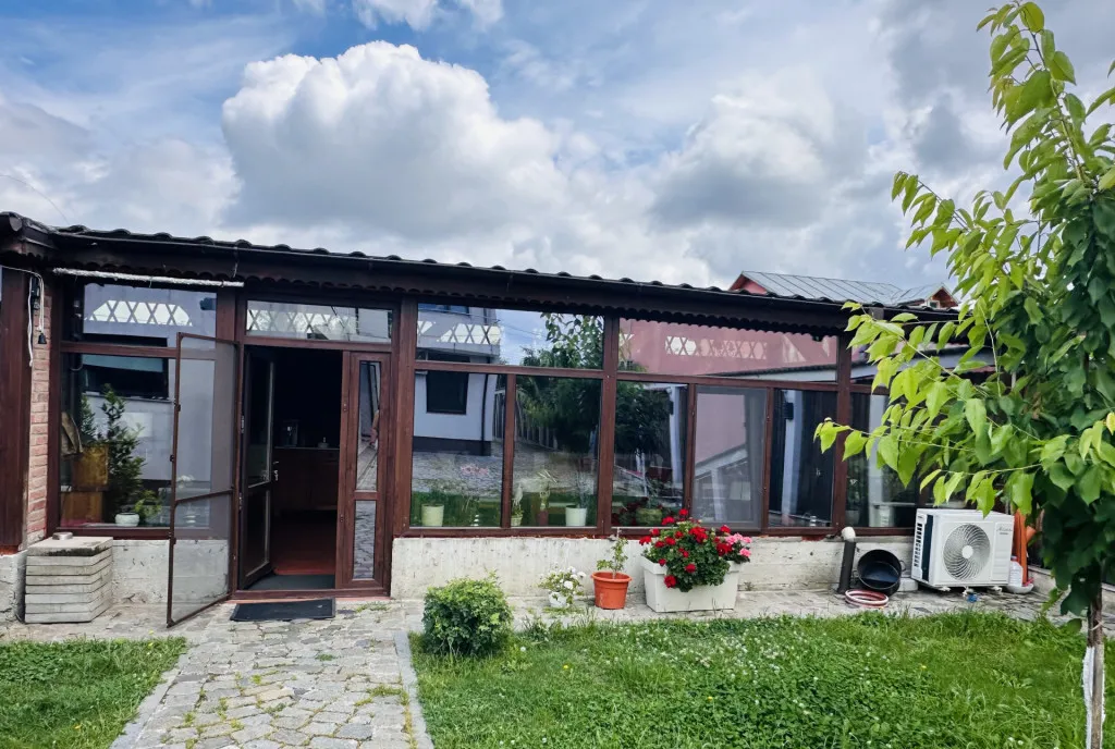 Vila exclusivista 388 mp construiti 570 mp teren piscina