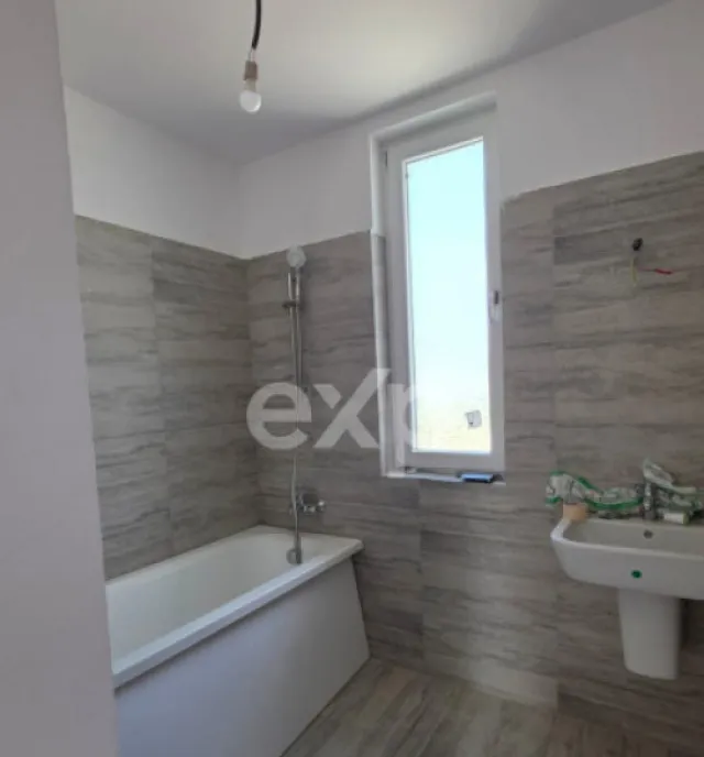 Casa individuala pe parter 4 camere 106 mp utili Ter