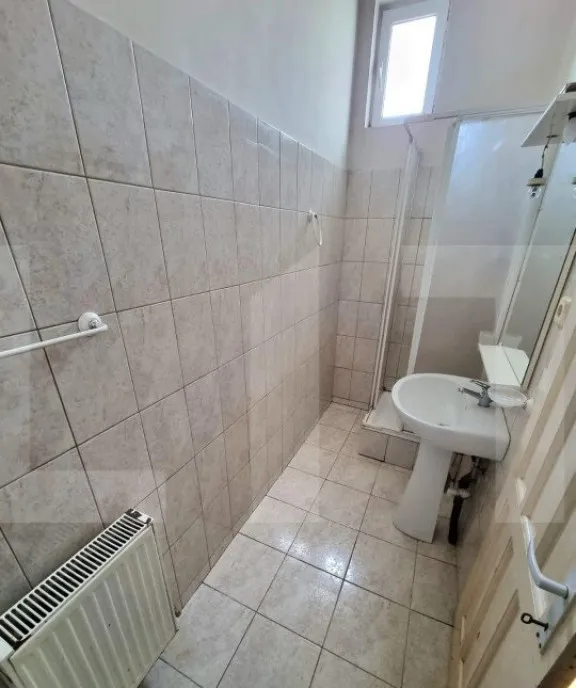 Apartament 2 camere decomandat 54 mp zona Cartier Tudor