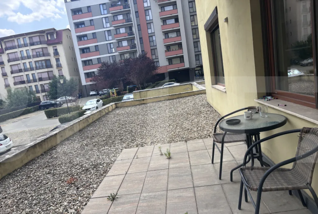 Apartament 3 camere semidecomandat 72 mp utili zona Aradu