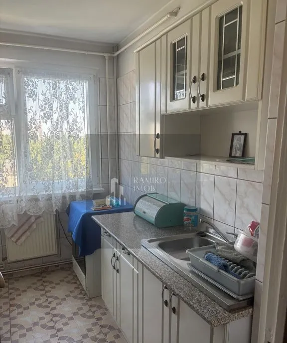 Apartament 2 camere renovat complet/sector 4 Alexandru Ob