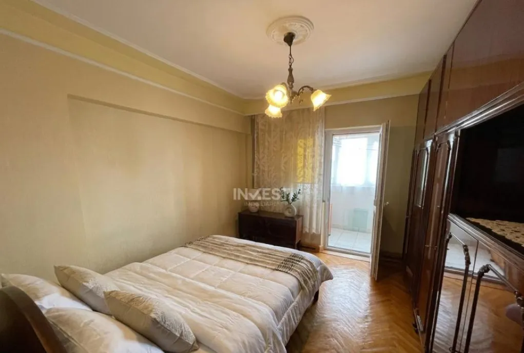 Apartament 3 camere decomandat zona Gara Iasi