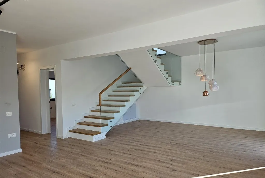 Casa noua stil mediteranean Micesti 153800 euro