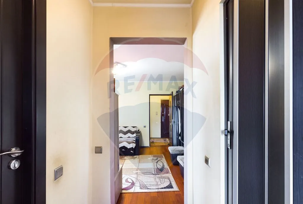 Apartament tip studio de vanzare in Sanpetru Subcetat