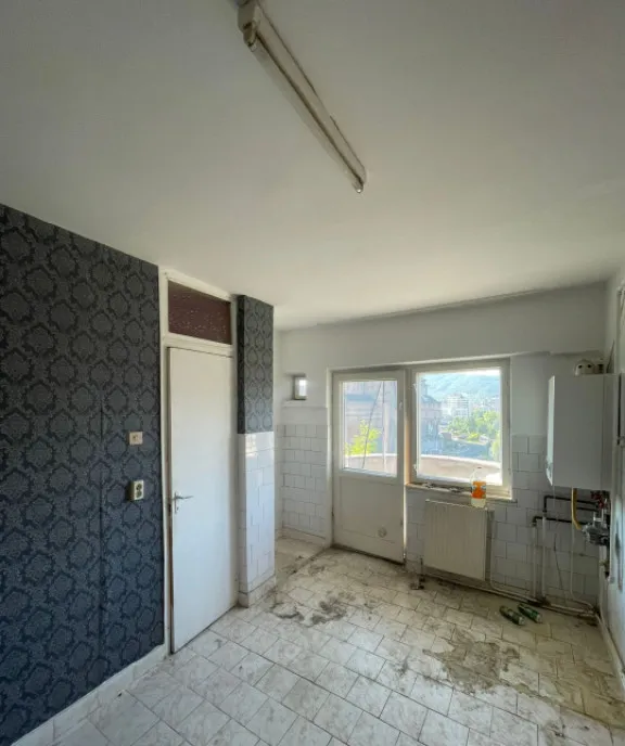 Apartament de 2 camere decomandat 54 mp etaj 4 zona Cated
