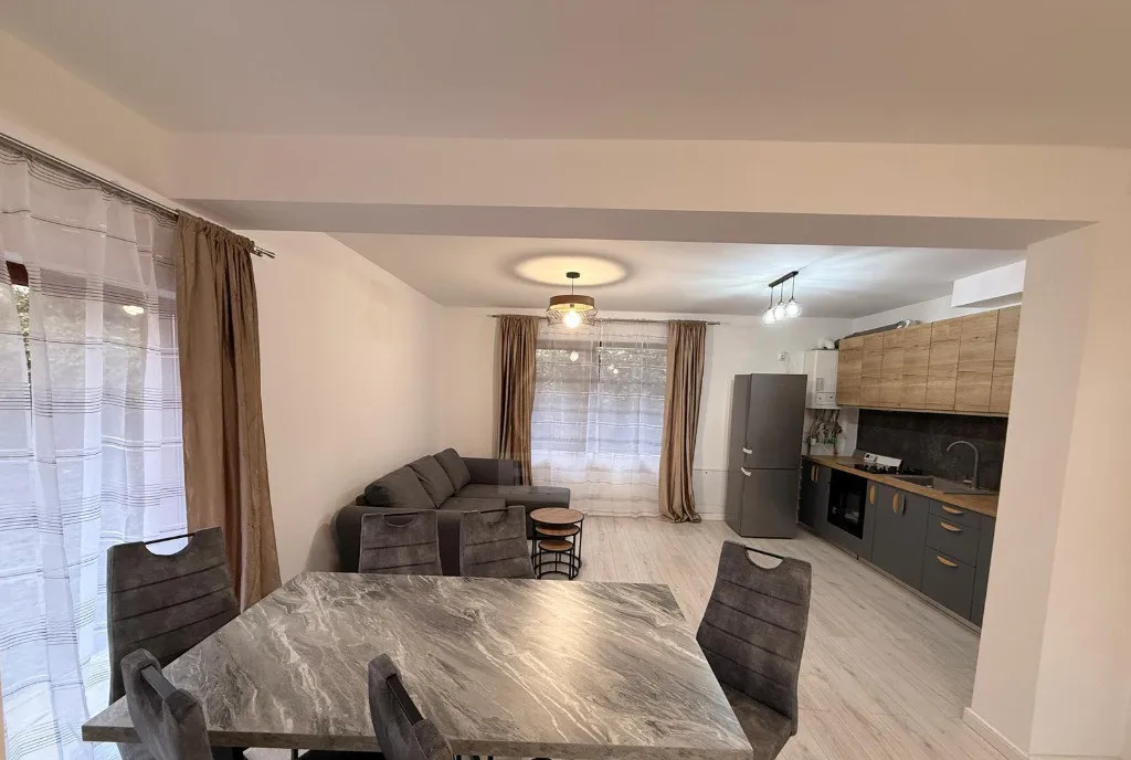 Duplex de inchiriat zona Eroilor