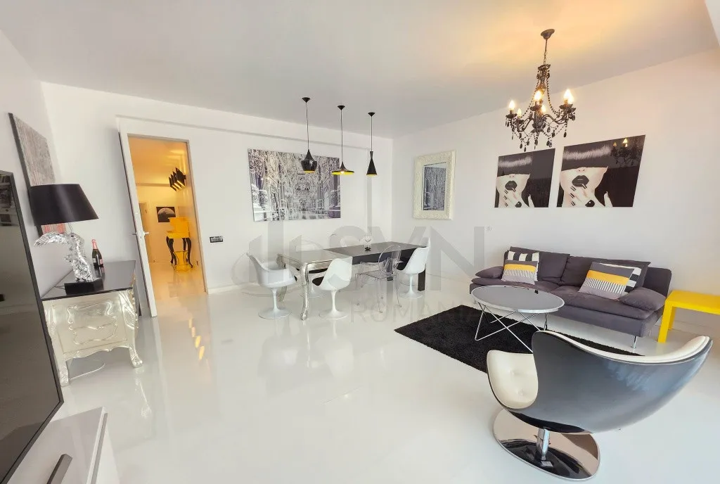 Apartament l 4 Camere l Primaverii