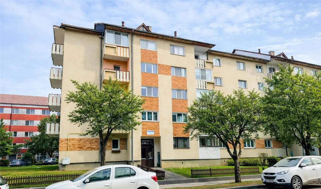 FILM3D Apartament cochet 2 camere decomandat Nicolae Iorga