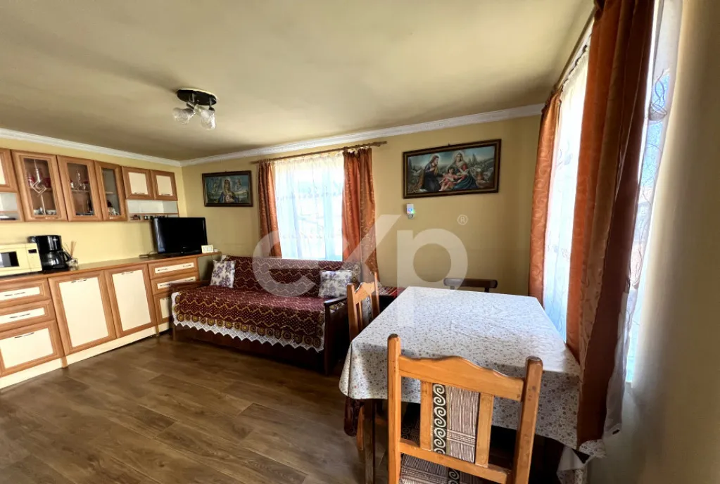 Casa anexe gospodaresti 1400 mp teren 20 min Urbano