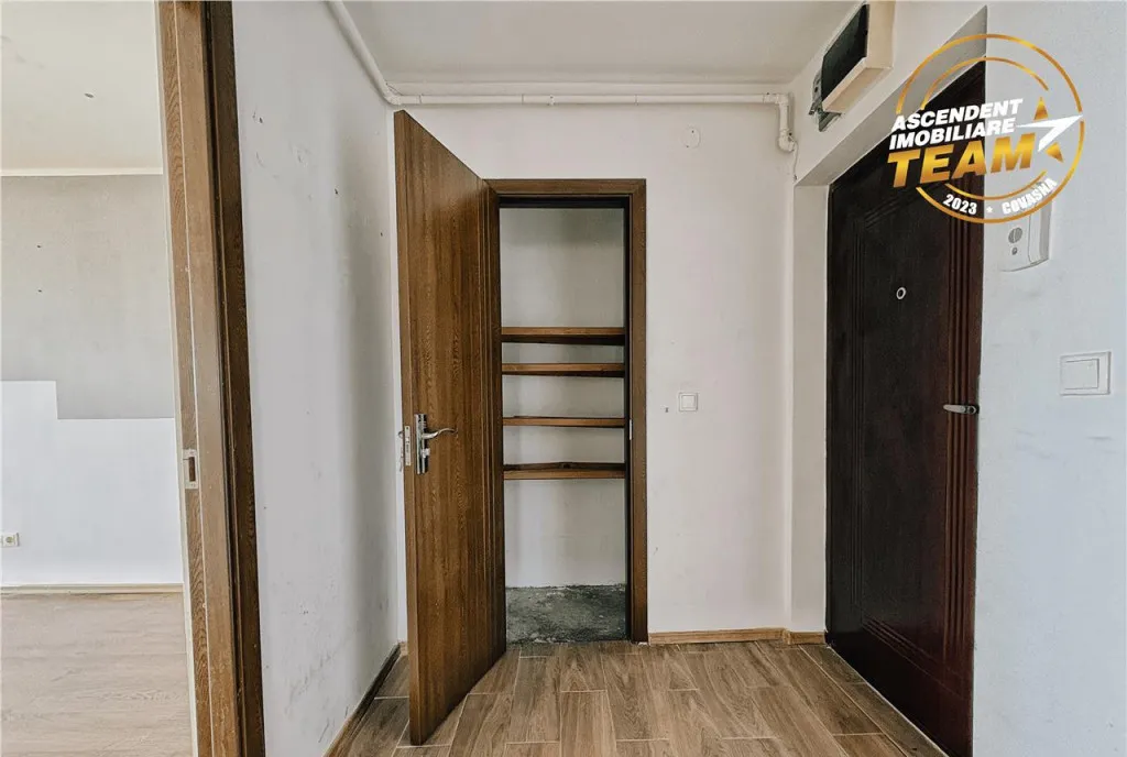 Apartament decomandat cu panorama spectaculoasa Simeria St
