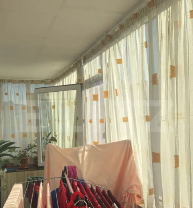 Apartament 3 camere 72 mp zona Dacia
