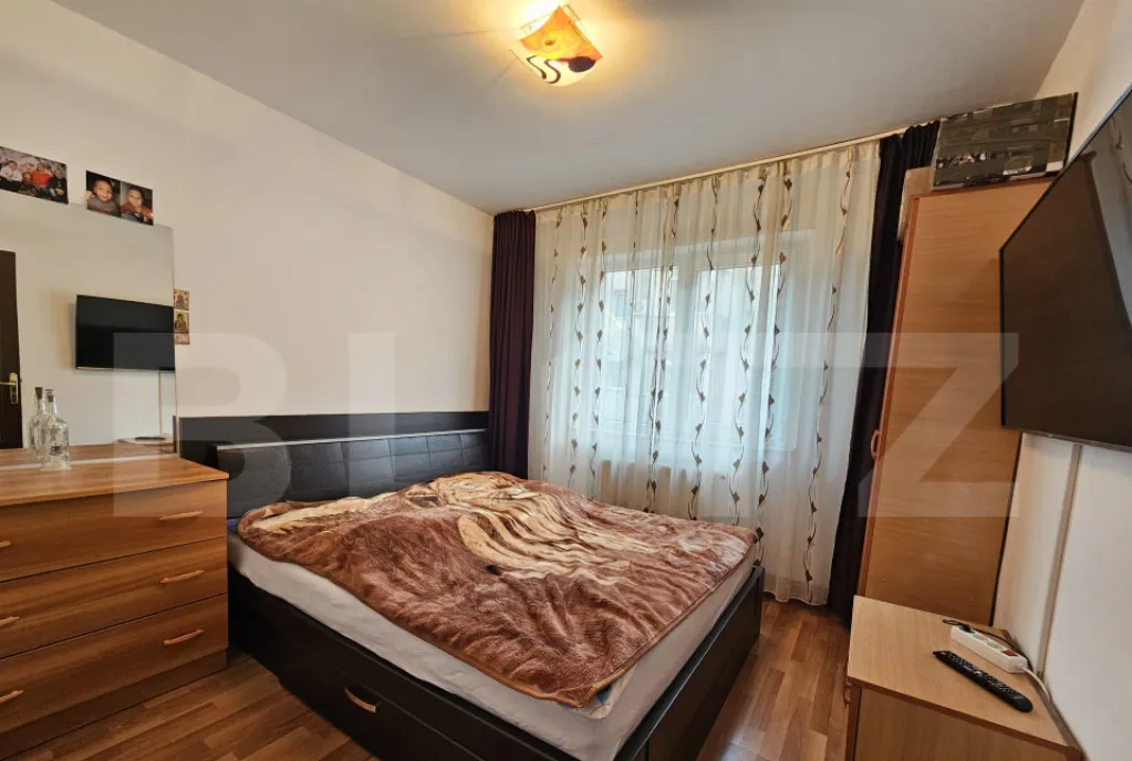 Apartament 3 camere etaj intermediar 53 mp zona Dacia