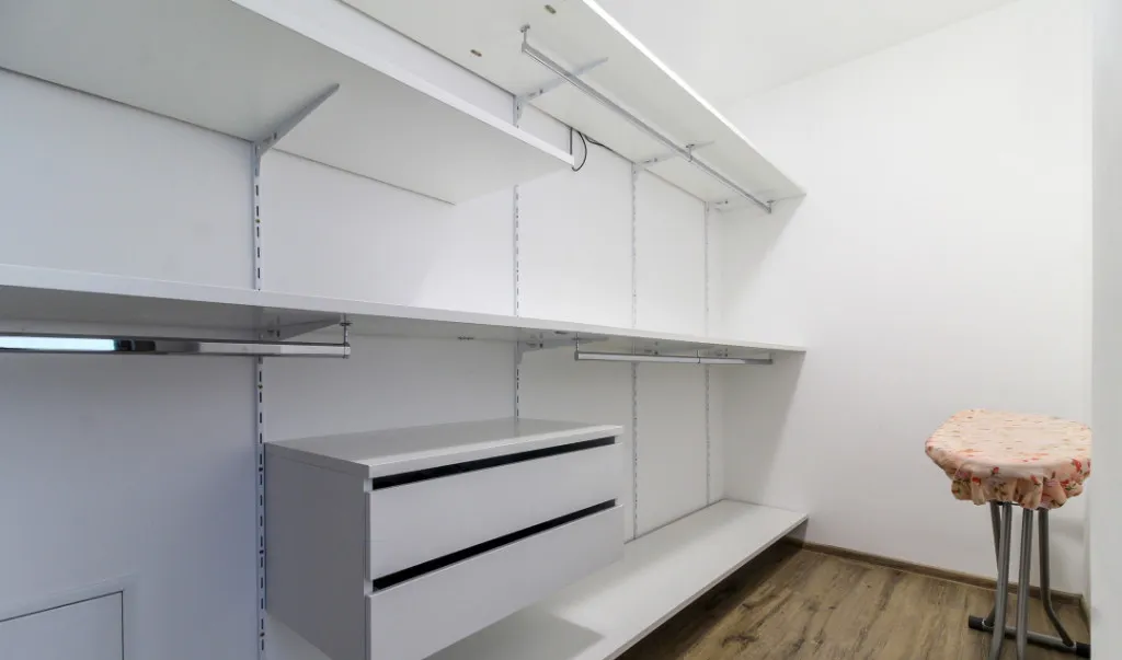 Casa la cheie cu 5 camere si 4 bai Buna Ziua 200 mp aproa