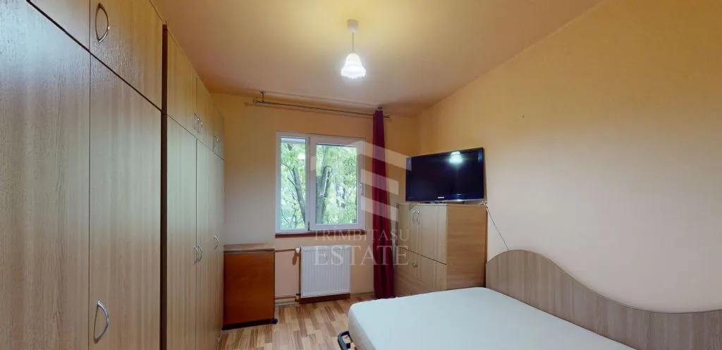 3 camere Turnu Magurele Metrou Aparatorii Patriei