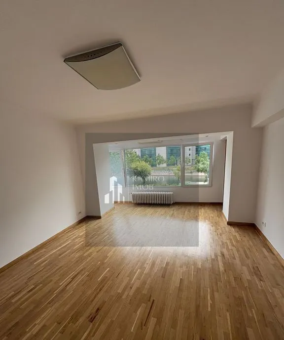 4 camere etaj 1 /450 m metrou unirii
