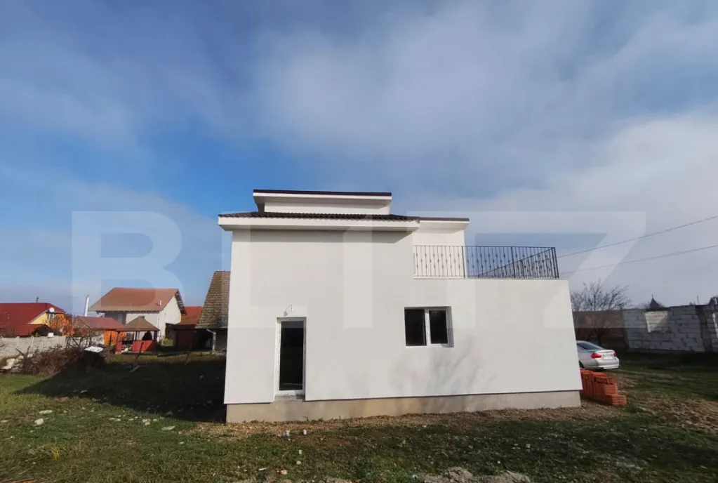 De vanzare casa semifinisata