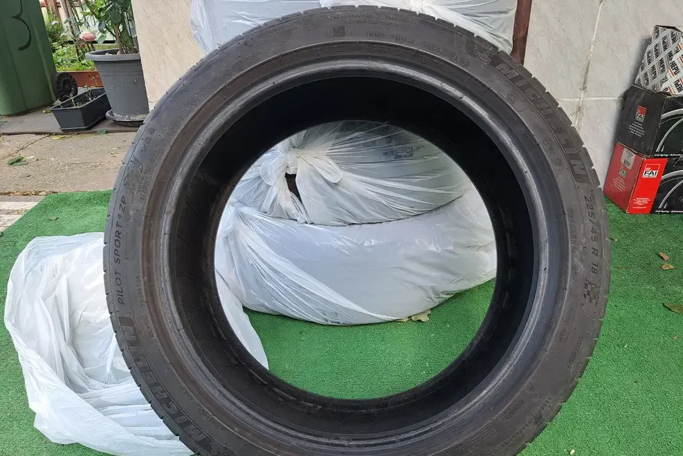 Anvelopa michelin 225 / 45 / 18 pilot sport zp