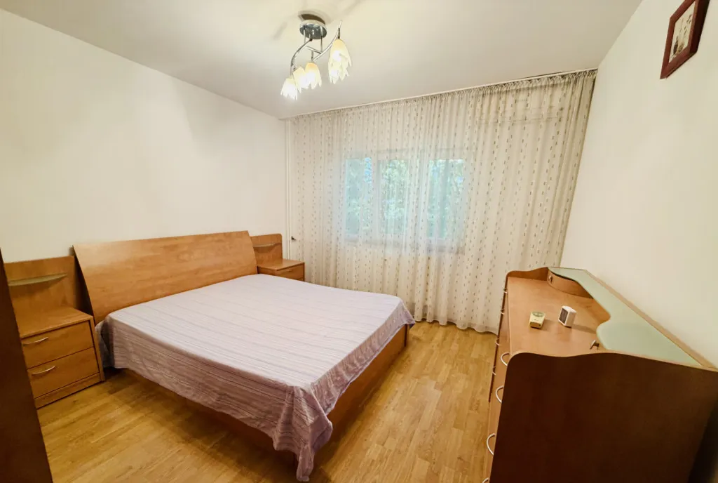 Apartament 3 camere decomandat Lujerului la 5 min de Metrou