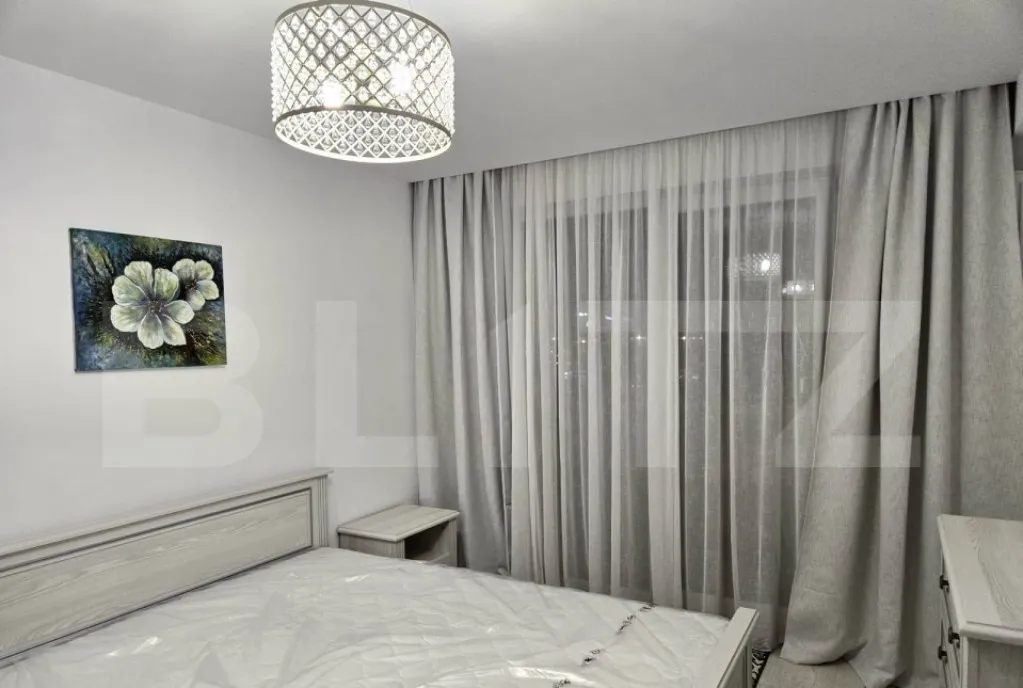 Apartament 2 camere 60 mp zona Tractorul