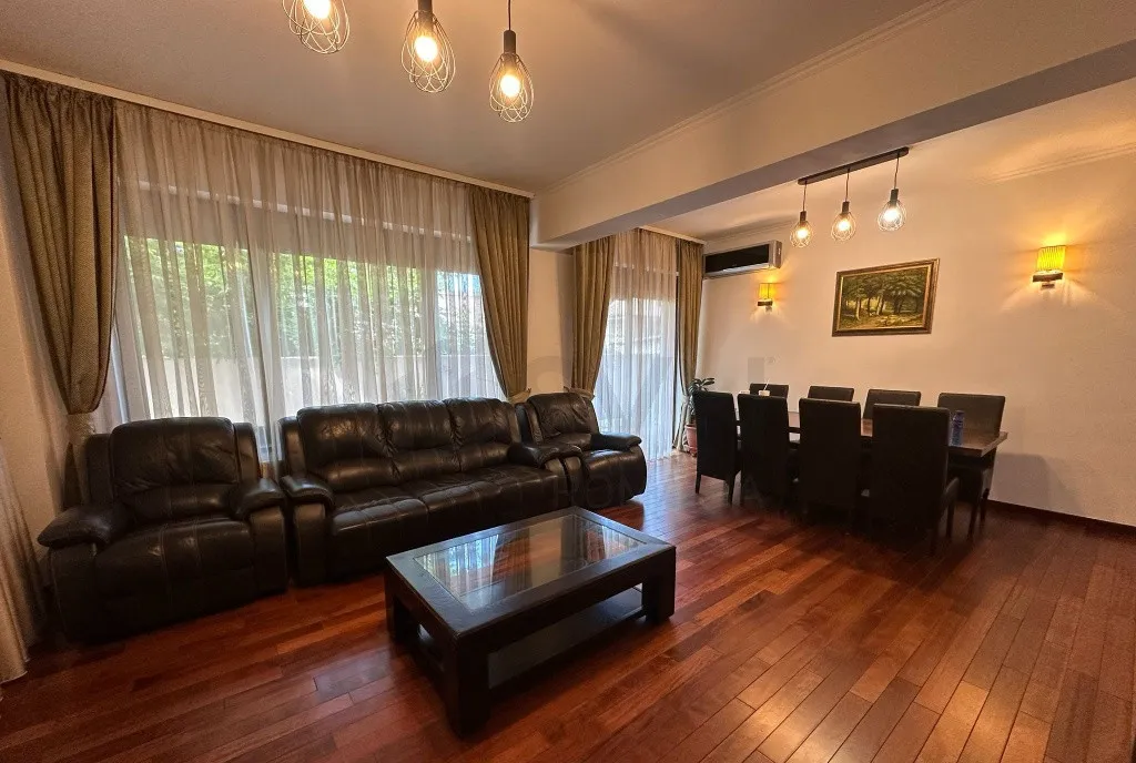 Apartament 3 camere I In vila I Ion Mihalache