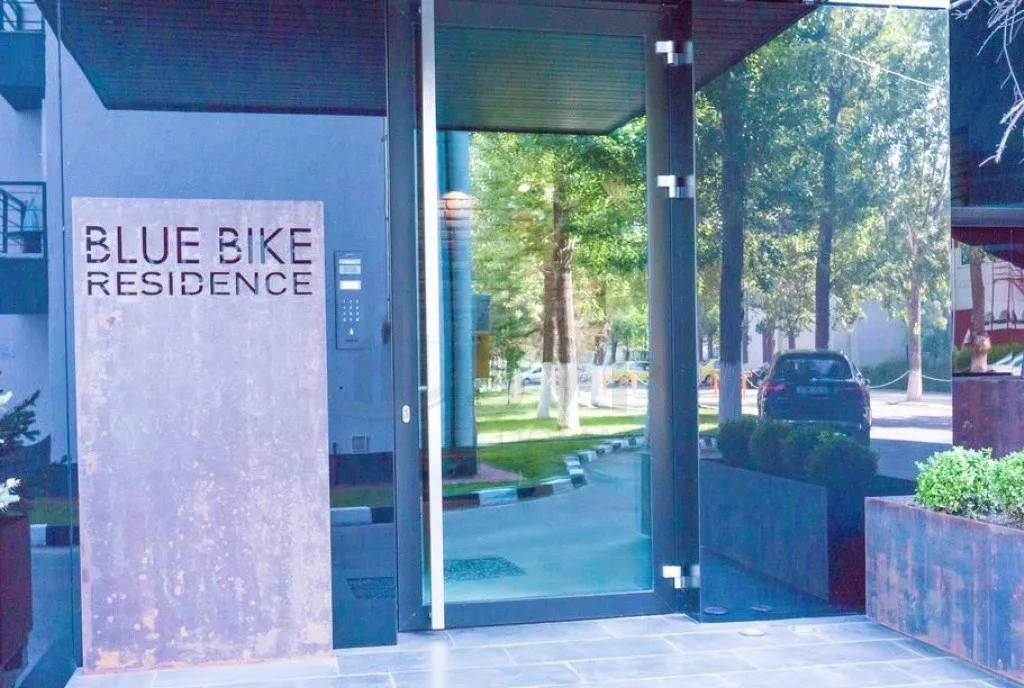 Studio Blue Bike Mamaia
