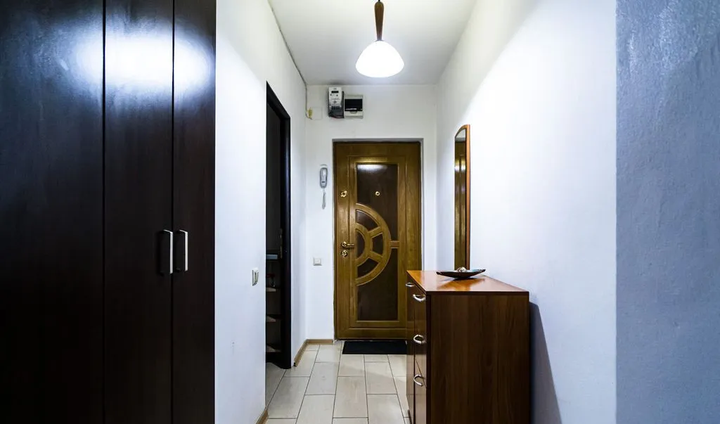 2 camere etaj 4 54 mp Lujerului mobilat utilat loc d
