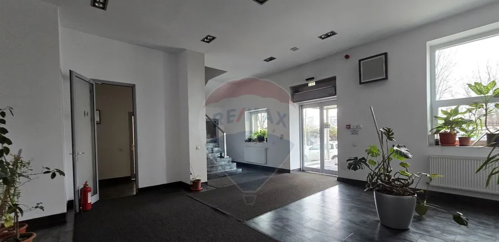 Spatiu de birouri de 1 780mp de vanzare in zona 13 Sep