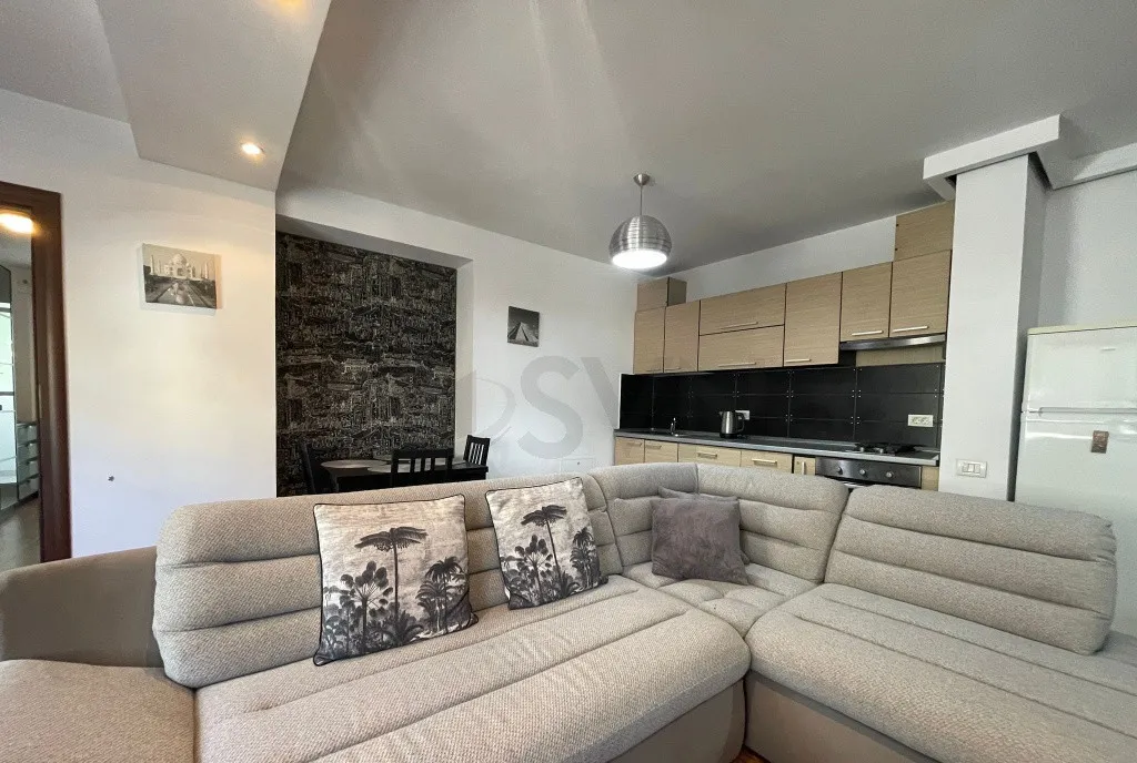 Dorobanti l 2 Camere l Bloc Nou