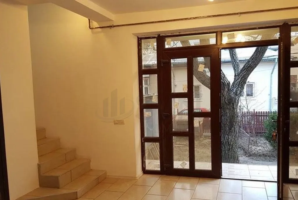 Vila Piata Victoriei Primaria Sectorului 1