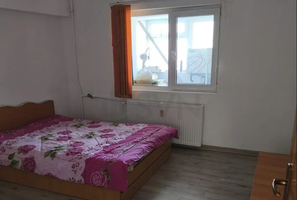 Apartament 3 camere l Calea Calarasilor l Metrou Piata Mu