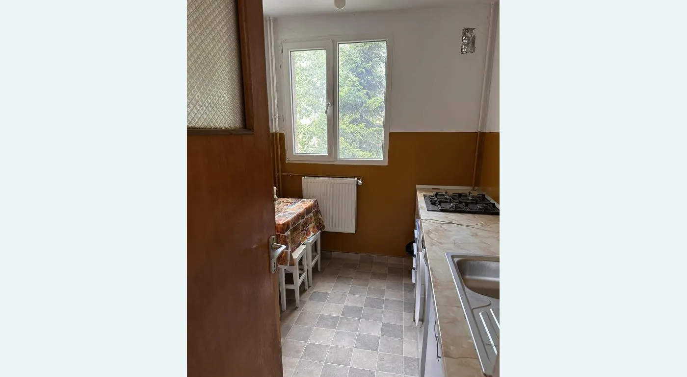 Apartament de vanzare Parc IOR Bloc tip H Metrou Titan