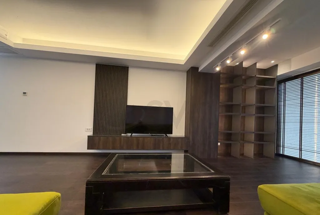 Apartament 4 camere Herastrau