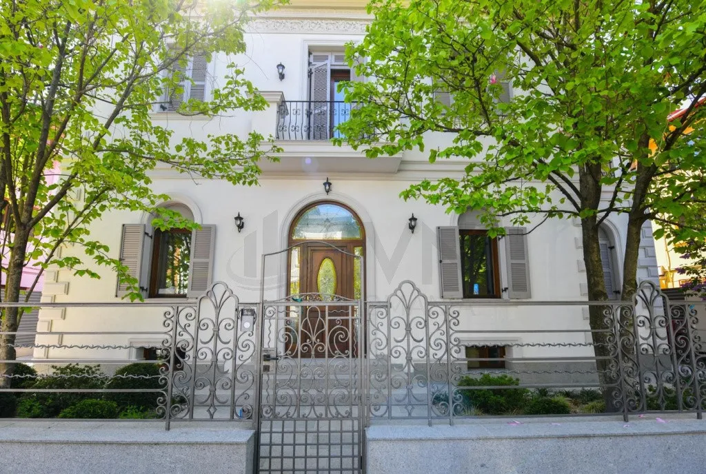 Apartament 4 camere Laguna Residence