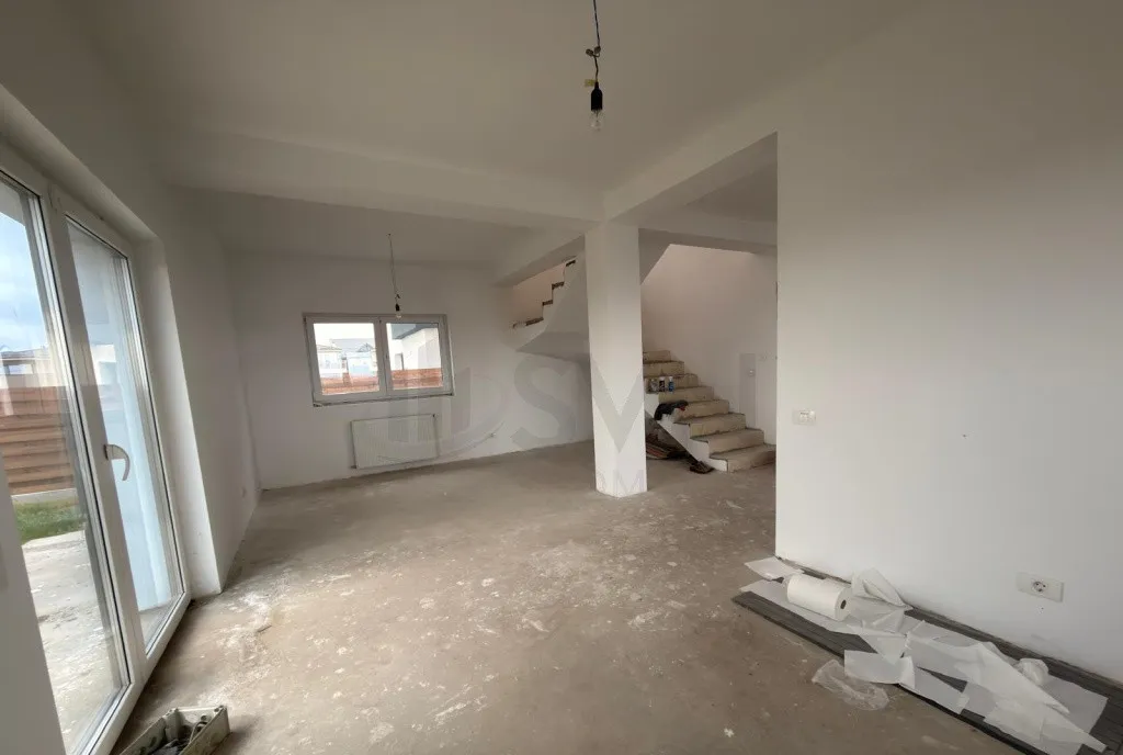 Vila Nefinisata I 4 Camere I Otopeni I De vanzare