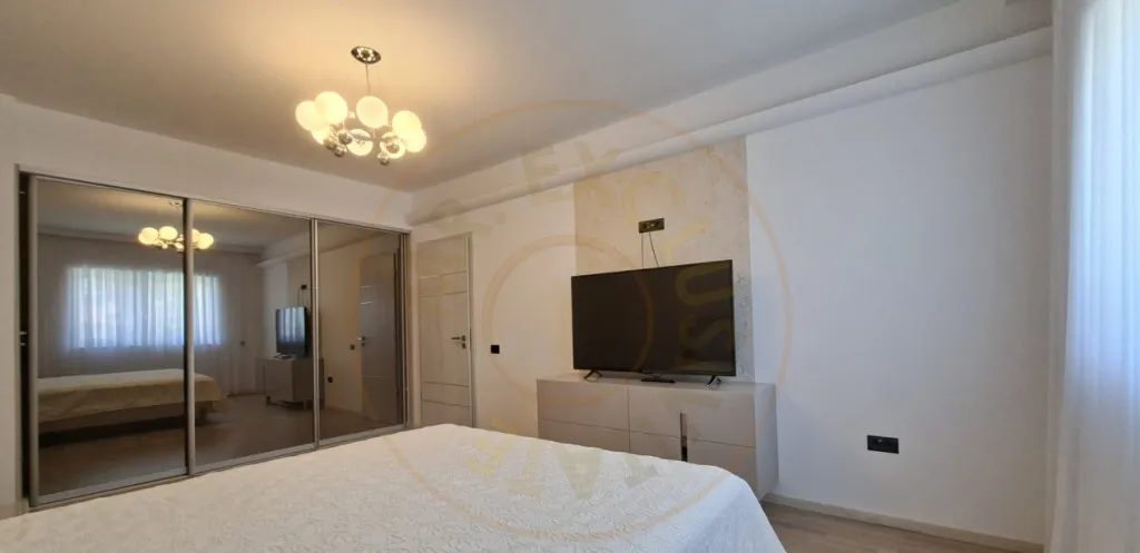Inchiriere apartament 3 camere centru Ultramodern Bloc nou