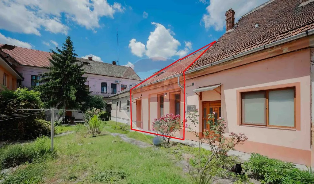 Apartament cu 3 camere de vanzare in zona Ultracentral