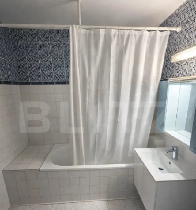 Apartament 2 Deco etaj intermediar 2500 mp Zona Parcul Ro