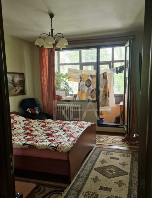 3 camere 1/4 anvelopat 64mp Drumul Taberei Romancierilor