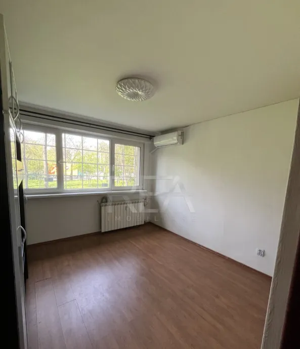 3 camere 1/4 anvelopat 64mp Drumul Taberei Romancierilor