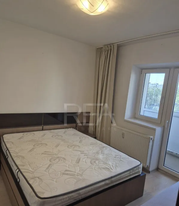 3 camere 4/10 74 mp bloc 1979 Drumul Taberei
